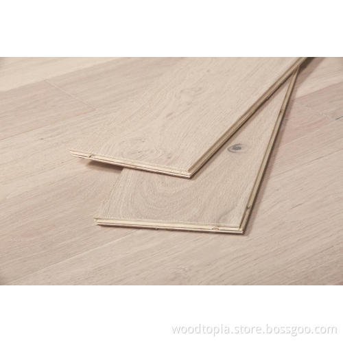 UV Lacquered Oak Multilayer Engineered Wood Flooring